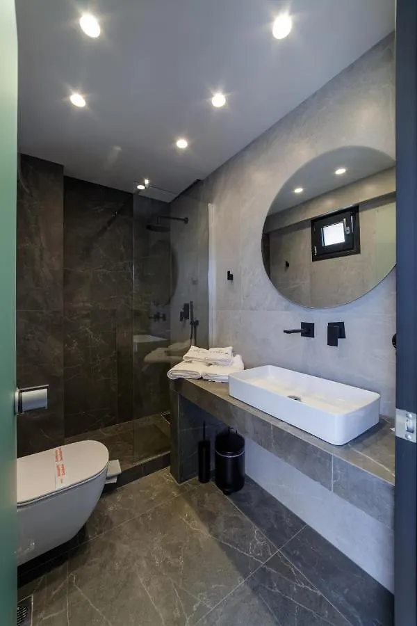 Lithos Suites - Nikiti Halkidiki ניקיטי