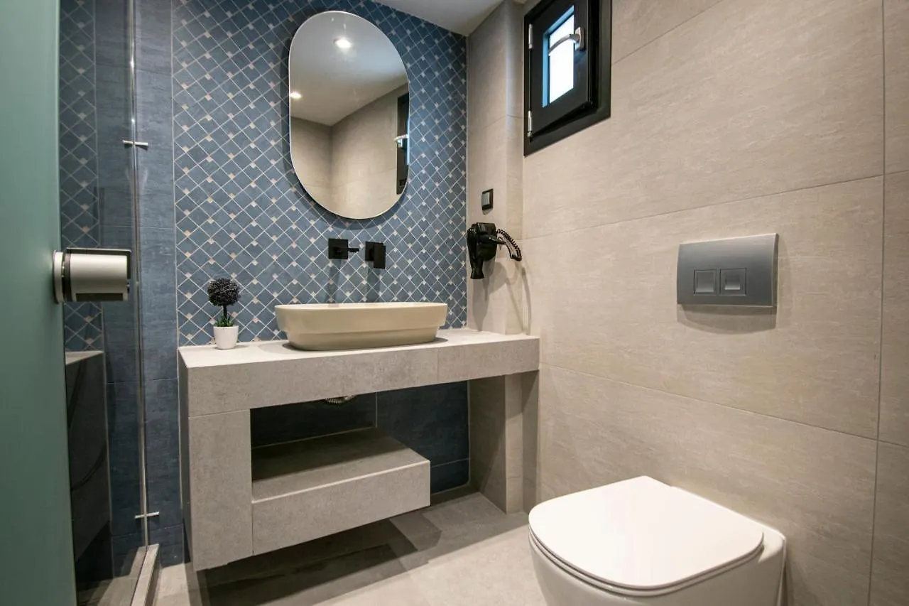 מלון דירות Lithos Suites - Nikiti Halkidiki יוון